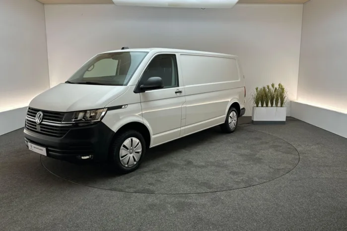 Volkswagen Transporter 2.0 TDI 110pk L2H1 28 | Parkeersensoren Achter, Trekhaak, AppleCarplay/AndroidAuto |