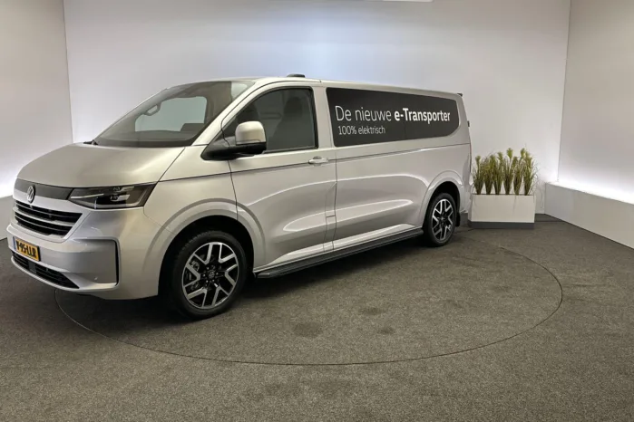 Volkswagen Bedrijfswagens e-Transporter 34 L2H1 Style Intro | Trekhaak, 19" LM Velgen, Adaptive Cruise Control |