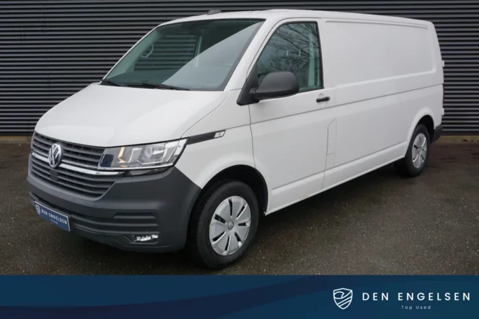 Volkswagen Transporter 110pk L2H1 Trekhaak Parkeersensoren Apple carplay Parkeersensoren Cruise control